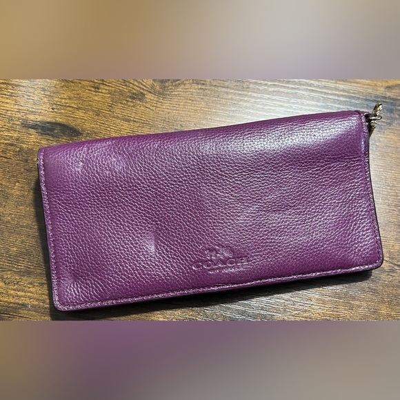 Coach Rich Dark Purple Leather Wallet With Wristlet - Picture 1 of 5